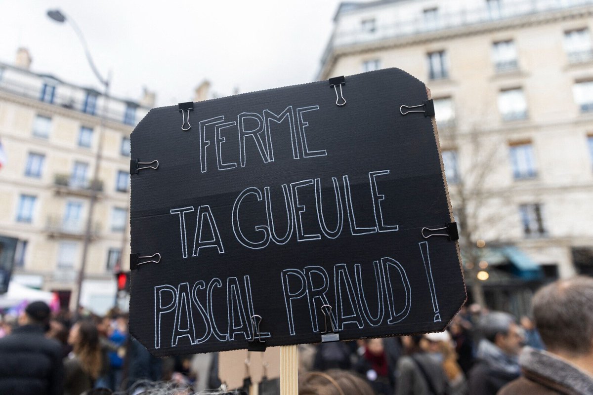 humanite_fr's tweet image. Avec des audiences à la baisse, CNews chute en troisième position des chaînes d’information 

➡️ l.humanite.fr/NjJ