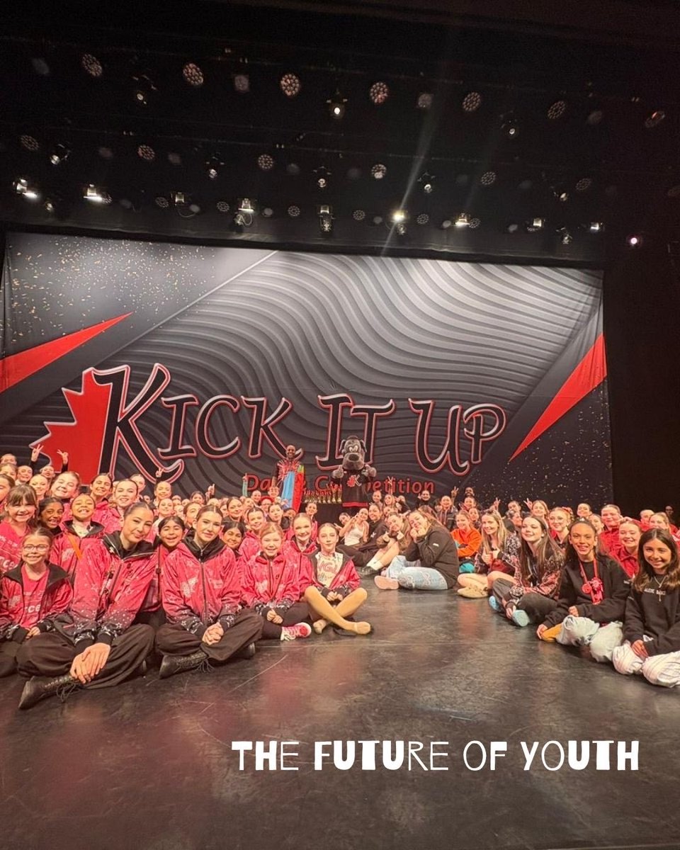 challengerm's tweet photo. There’s a lot on my heart…Without faith, I wouldn’t be here.These past 2 weeks? Powerful. Hosting. Youth. Community. Grateful to receive Best Host in Entertainment 🙏🏾 But more than anything… I’m learning to stand strong in what I believe.
#faith #leadership #nevergiveup https://t.co/lq3v4FOHey