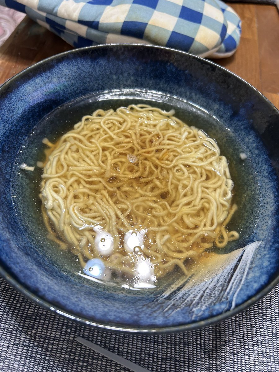 ももなん tweet media