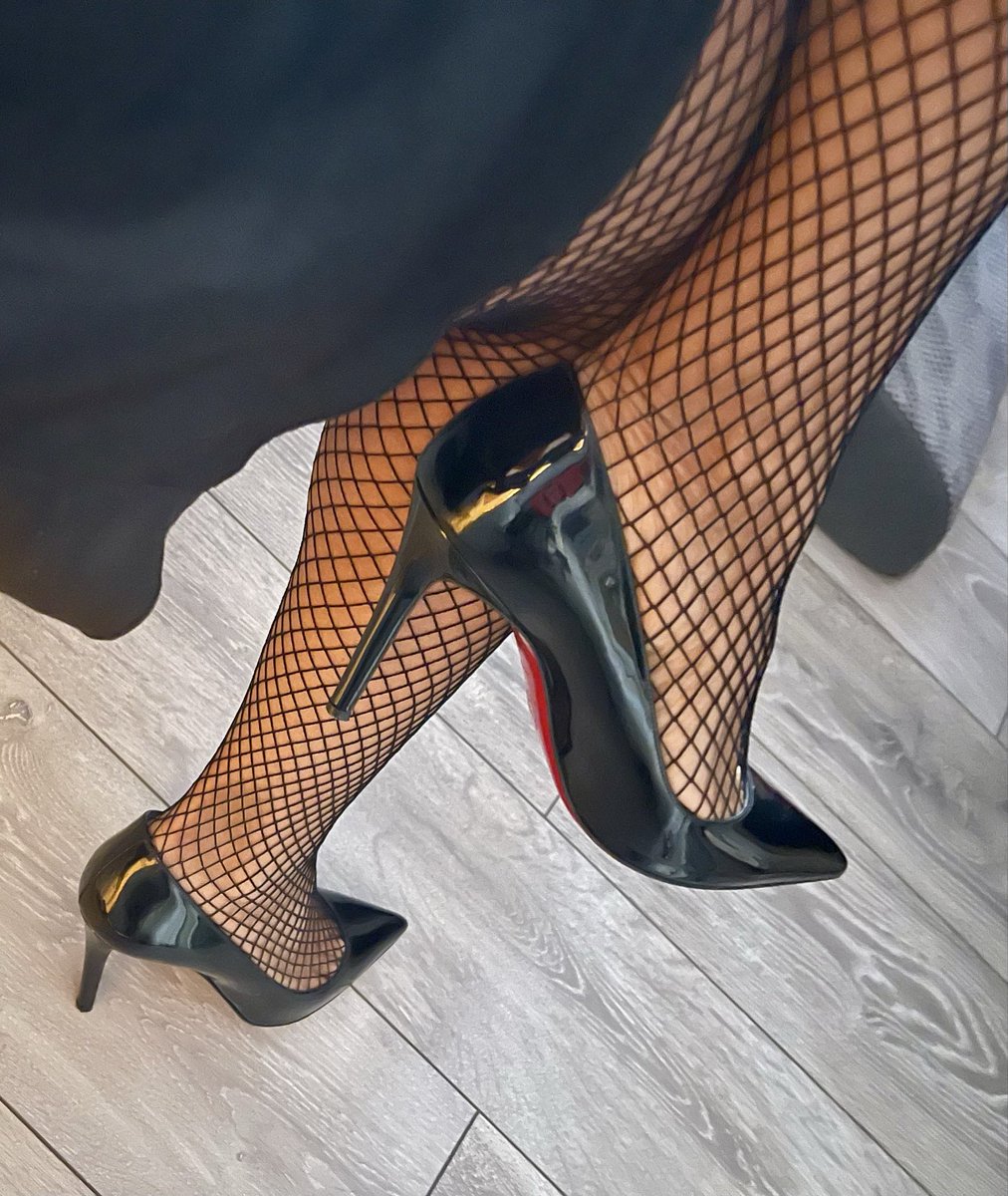 MistressBDahlia's tweet image. Confidence is my favorite outfit.
#OOTD #confidence #lookoftheday