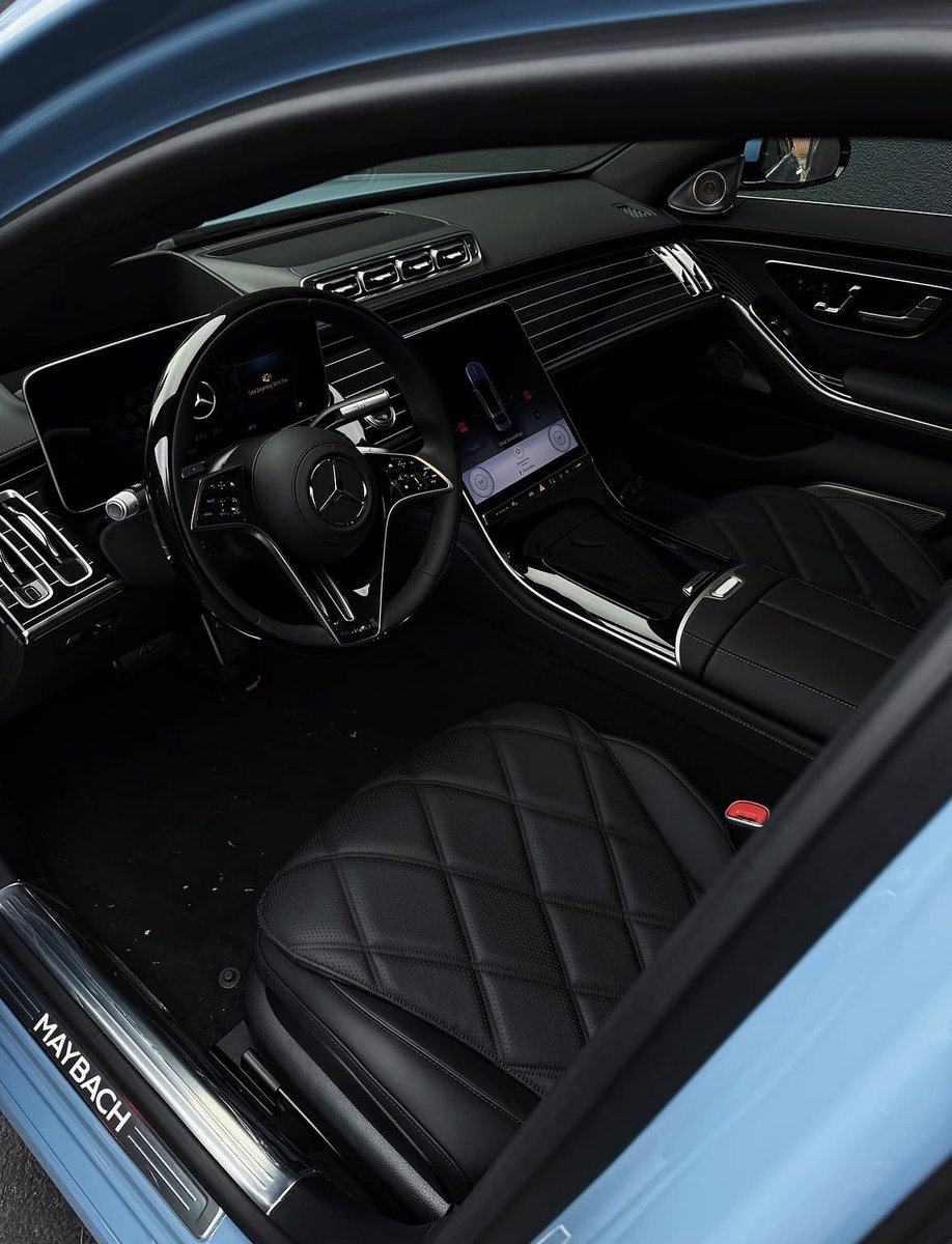 GrailArchive's tweet photo. The S580 Maybach exists for one reason. To make everything else feel ordinary https://t.co/q2jSyv7LvE