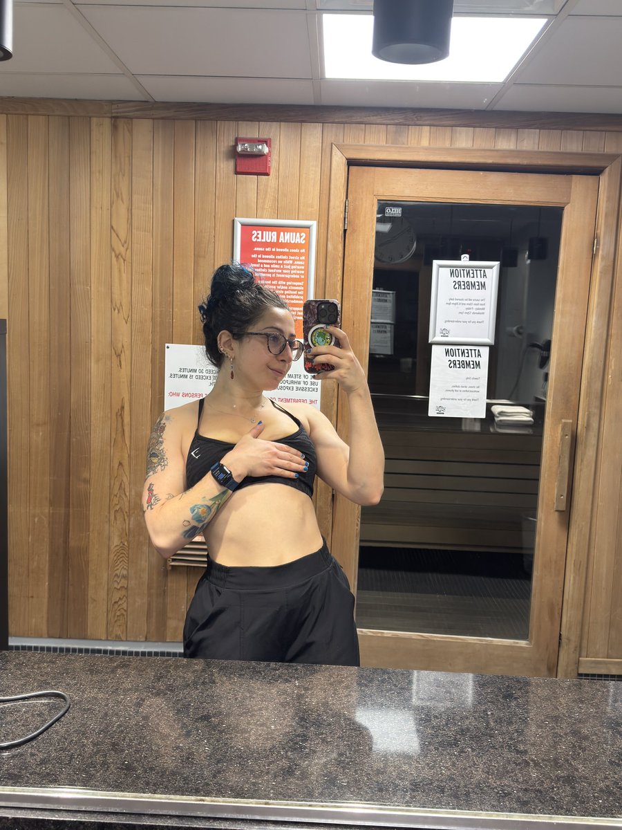 Dell @ gym tweet media