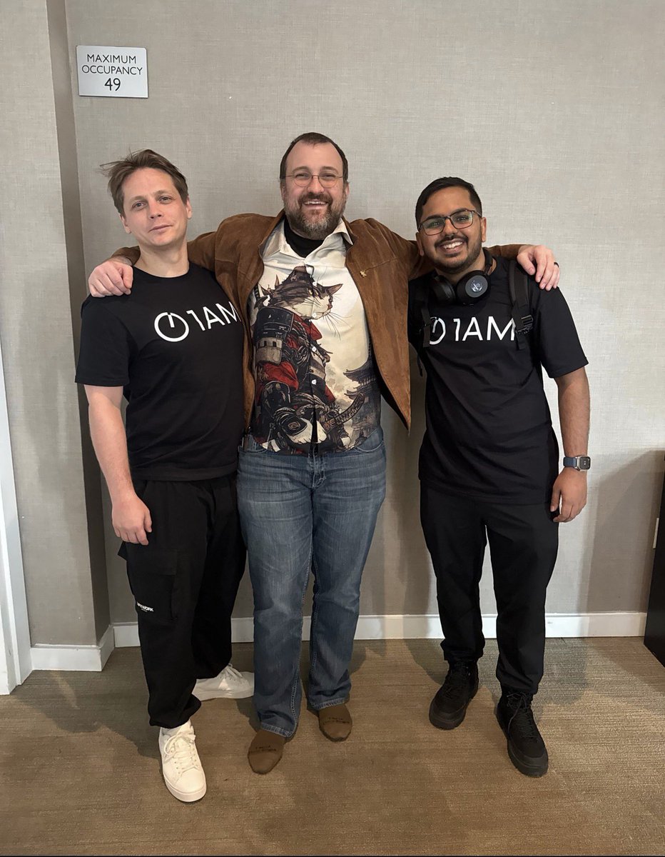 OneAm tweet media