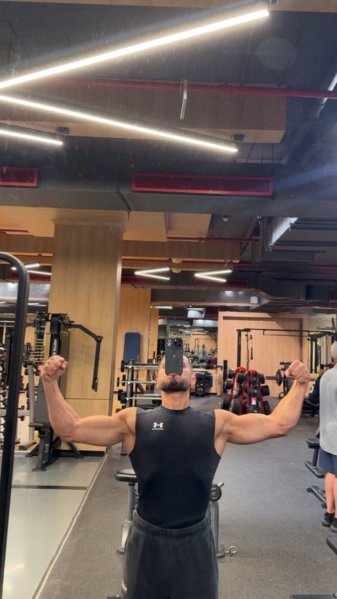 َC.مهند💛🏋🏻‍♂️ tweet media