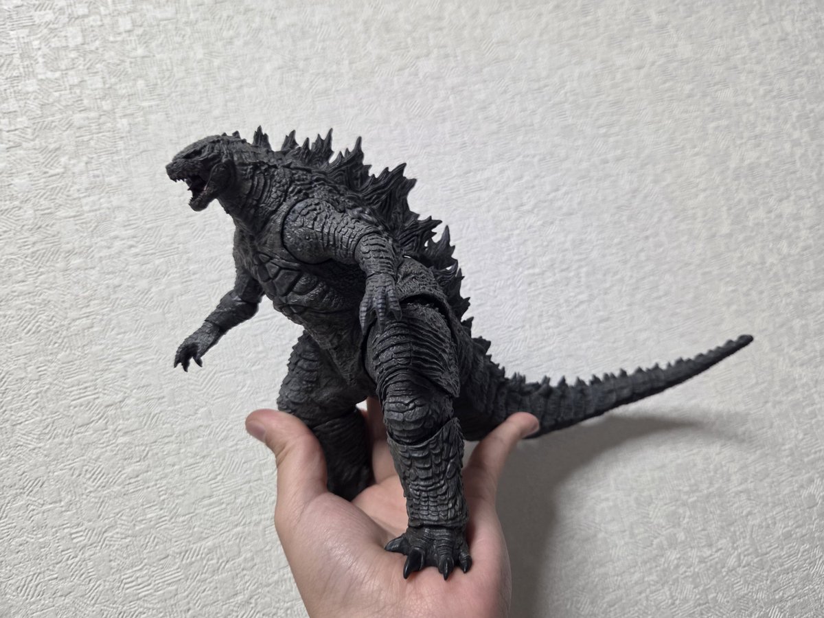 n_marvels's tweet photo. Hiyaのエンパイヤゴジラくんが3,000円で落っこちてたから拾ってきた。
久っっっっ々のオモチャ
んんんんんんんんかっこいい https://t.co/OT6WvQA7Ki