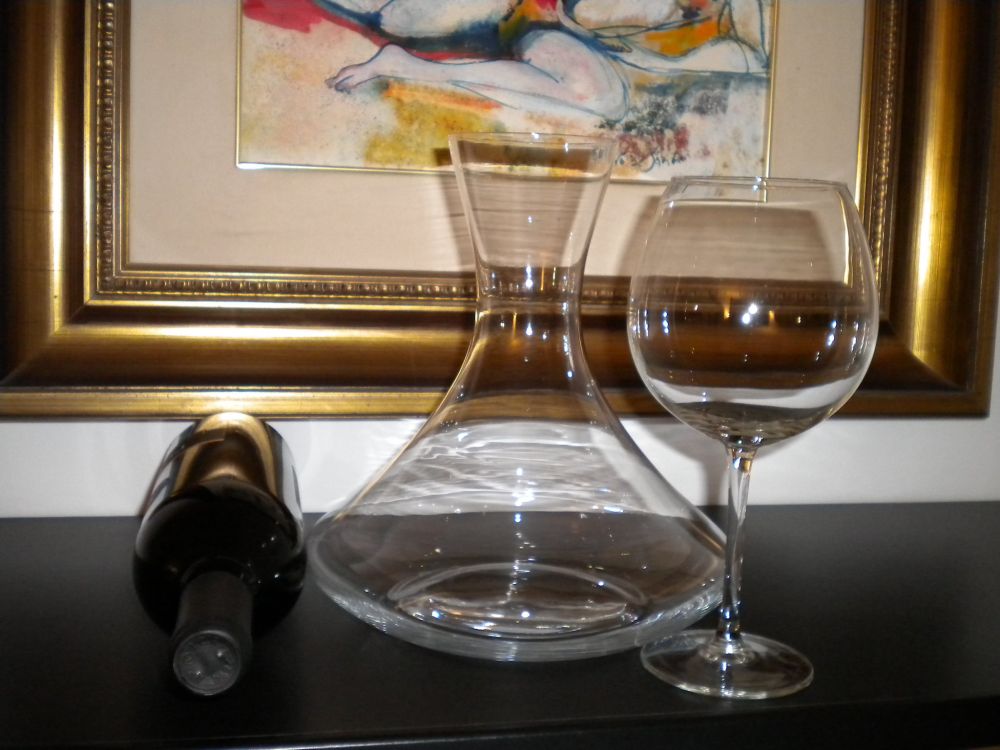 avvinatore's tweet image. Vini di confine: Tartrati, deposito, sedimenti nel vino vinidiconfine.blogspot.com/2026/05/tartra… via @avvinatore cosa significa trovare residuo polveroso sul fondo bottiglia o sulle pareti e microcristalli sul tappo #wine #winelovers #enologia #winetime #bitartratodipotassio #cremortartaro