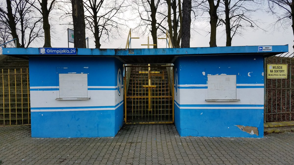 Bikiniarz's tweet photo. Stilon Gorzów Wielkopolski [30.12.17]

Gorzowski #TicketBoxTuesday – część II.

#groundhopping
#groundspotting https://t.co/91vGdbXiE3