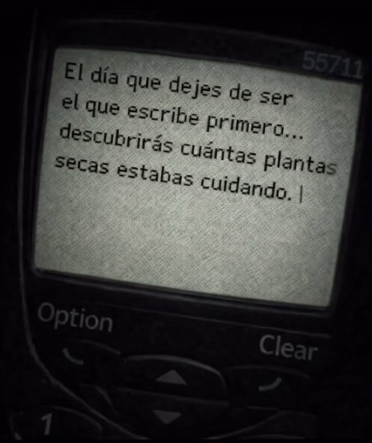 INDIRECTAS (@textodramatico) on Twitter photo 