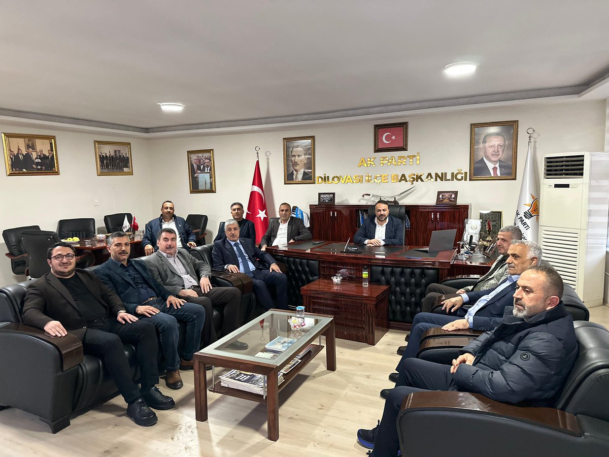 İlçe Başkanımız İlhan Yıldırım ve kıymetli teşkilat mensuplarımızla birlikte;

Büyükşehir Belediyesi Genel Sekreter Yardımcısı Numan Balaban’ı ilçe teşkilatımızda ağırladık.

İlçemize değer katacak projeler üzerine verimli bir istişare gerçekleştirdik. Nazik ziyaretleri ve