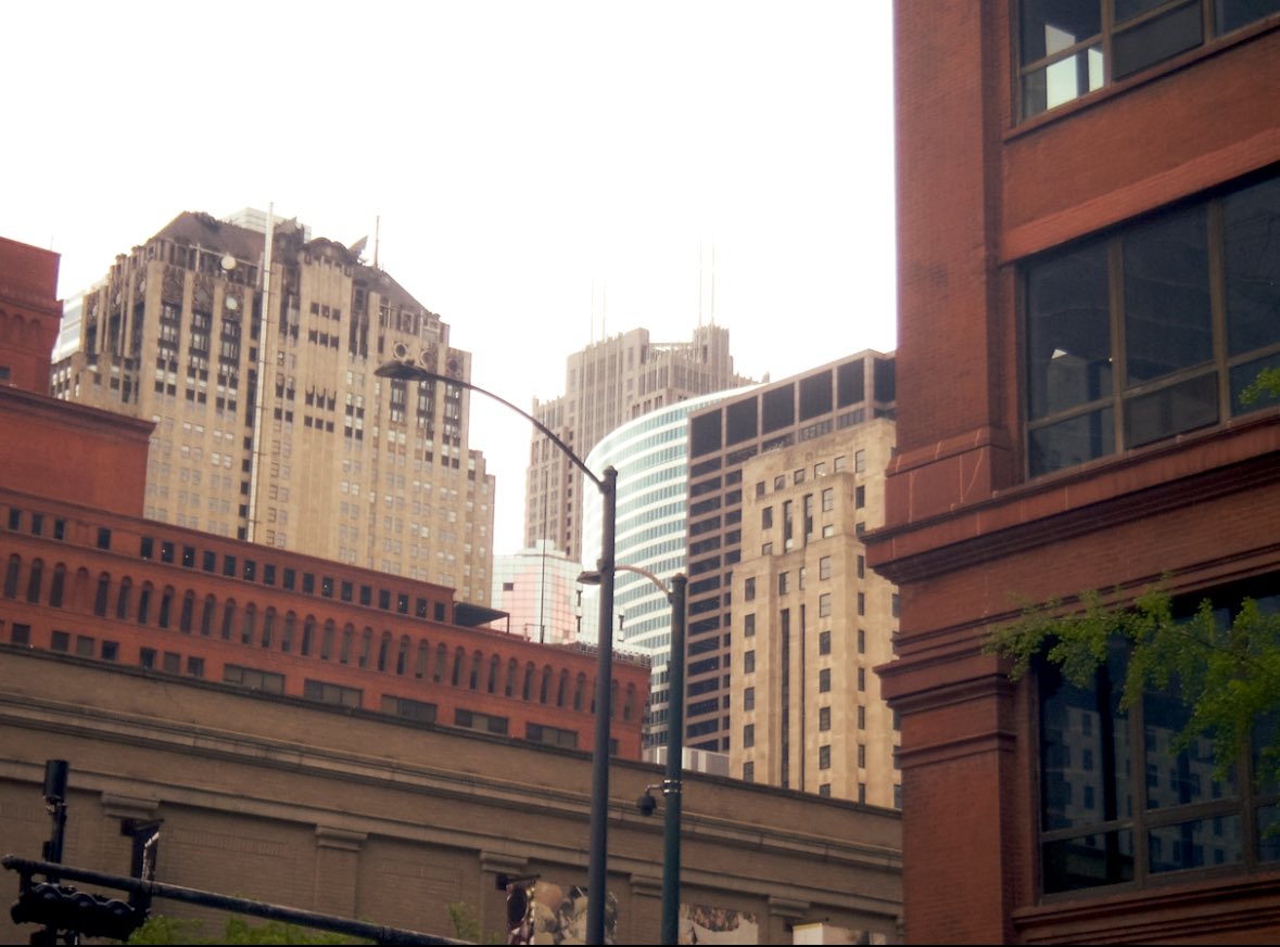 AllesSophia's tweet image. My #city is art to me. #chicago on my #digicam

#photo #photography #urban #architecture #skyline #skyscraper #modern #design #building #brick #art #street #film #digital #nostalgia #historic #walking
