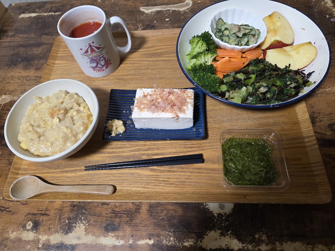 平しん tweet media
