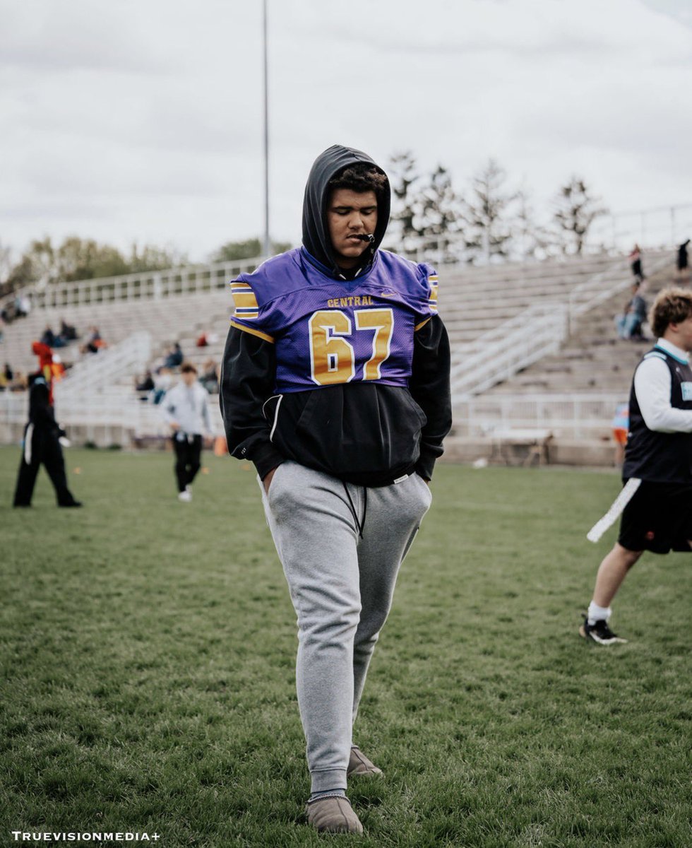 BCCFootball's tweet photo. This past Saturday, Engel Stadium was full of action as Vince Agnew and Michigan Made hosted a flag football event that brought teams and competition into a great environment. https://t.co/hJFj3KRbz1