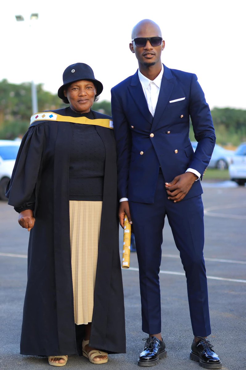 Moses Ntuli tweet media