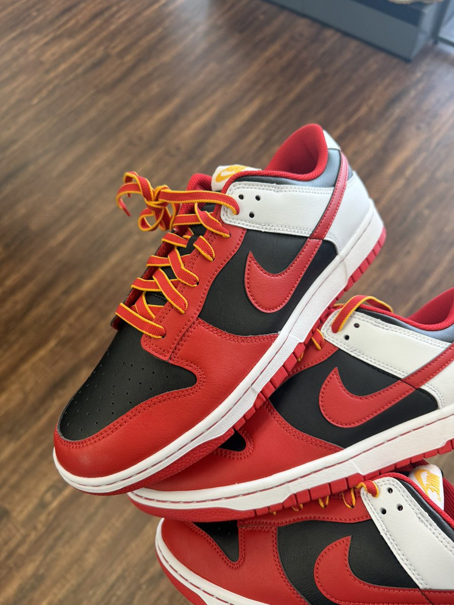 SportShoe Store tweet media