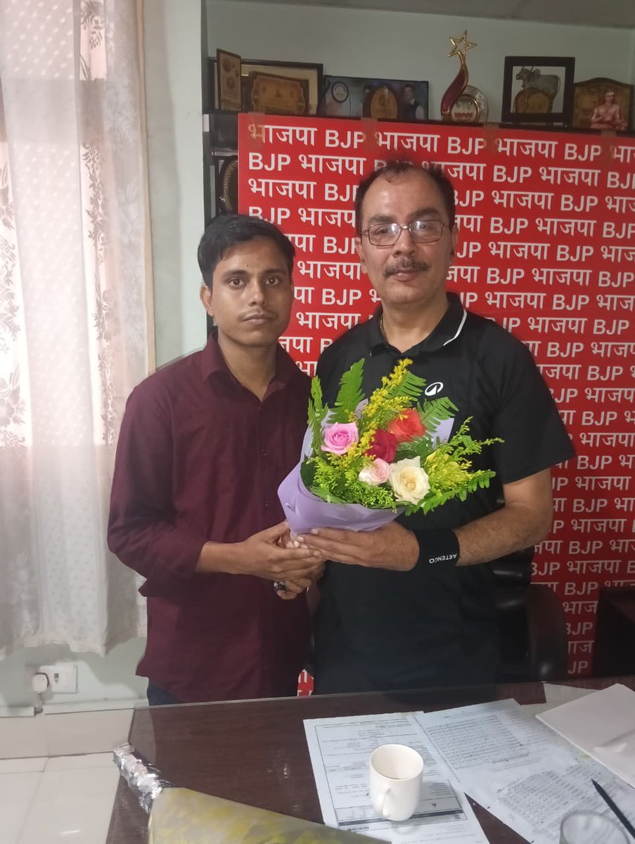real__alok's tweet image. आज पटना में भाजपा बिहार के प्रदेश प्रवक्ता श्री नीरज कुमार जी से शिष्टाचार मुलाकात कर आशीर्वाद लिया। 

@NirajKumarBJP 
@Iadityarajput12
#AlokKumar #BJP #bihar