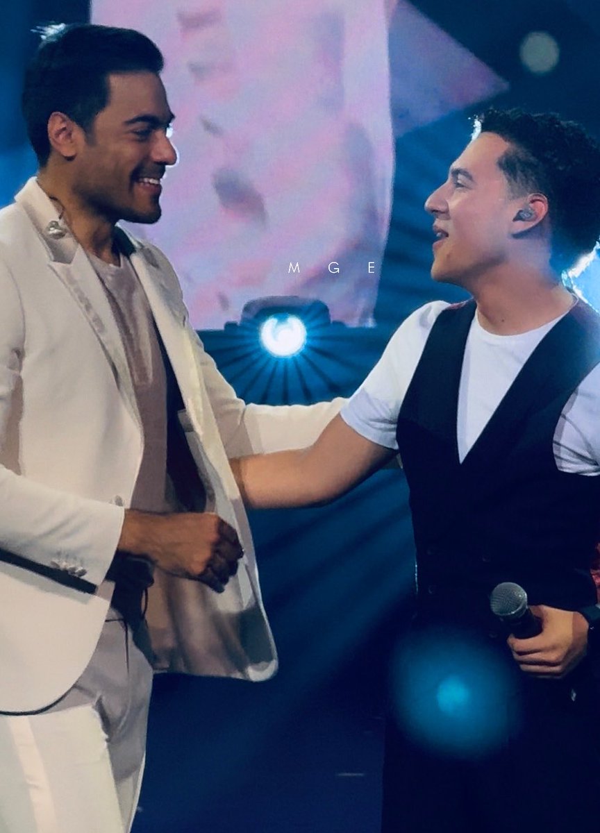 MGExistiendo's tweet photo. Mario Girón abriendo el concierto de Carlos Rivera en La Plaza de Toros se siente tan correcto. 💖✨ https://t.co/Bl4PYGlNnU