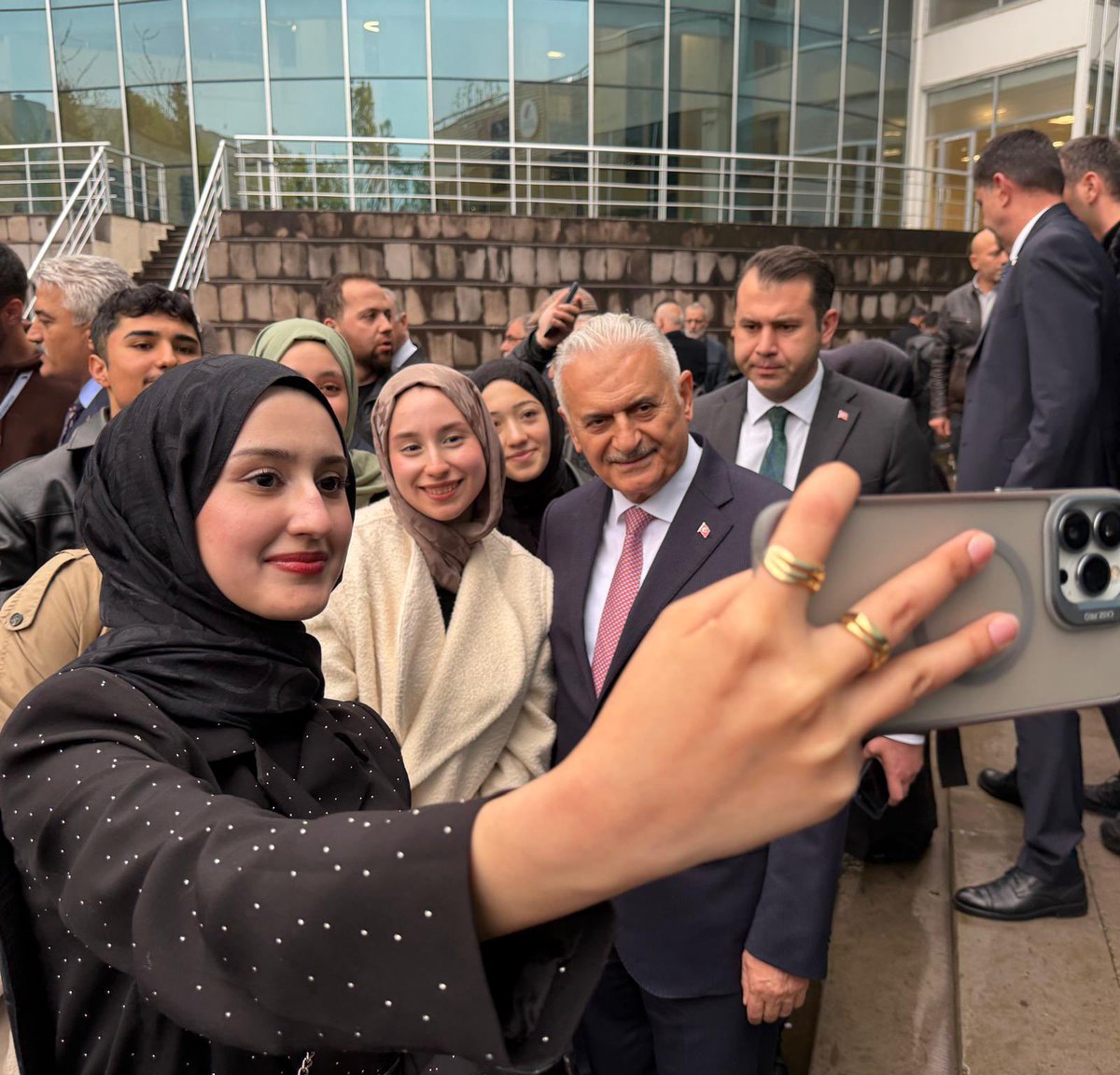 Binali Yıldırım tweet media