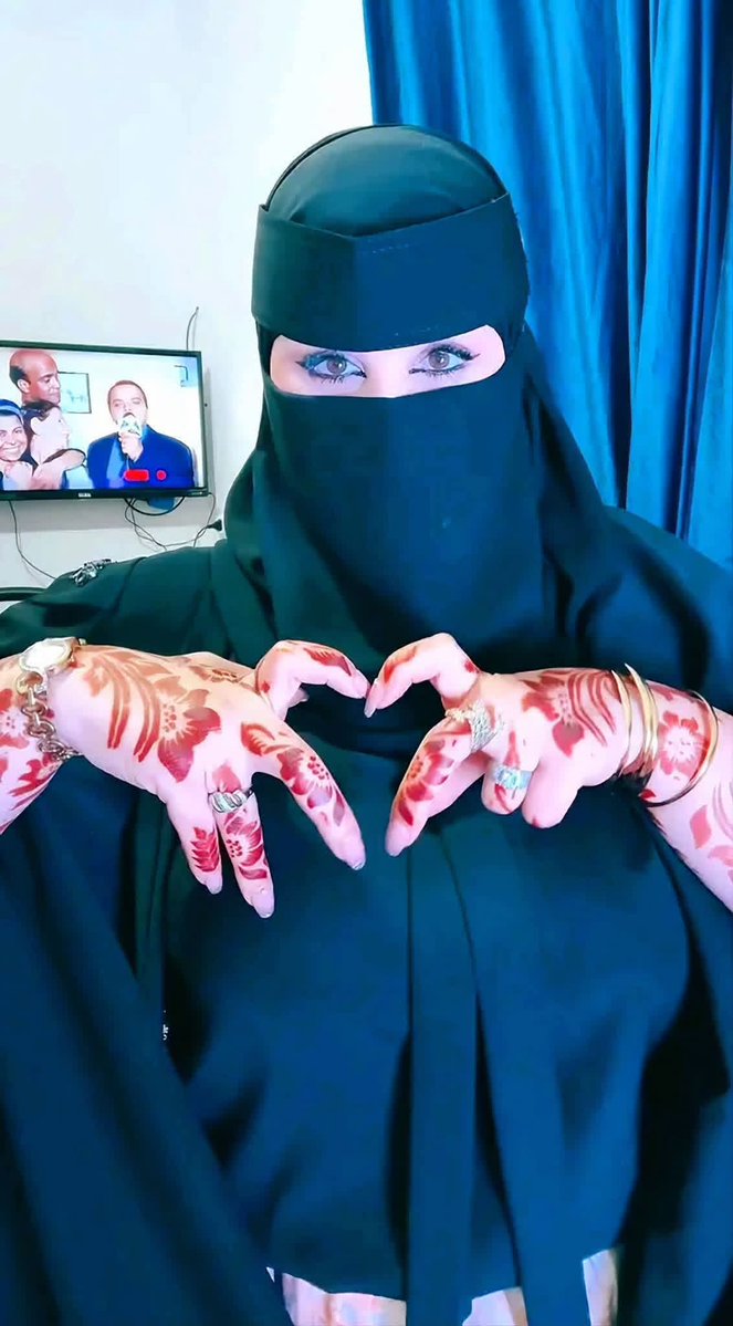 داليا على tweet media