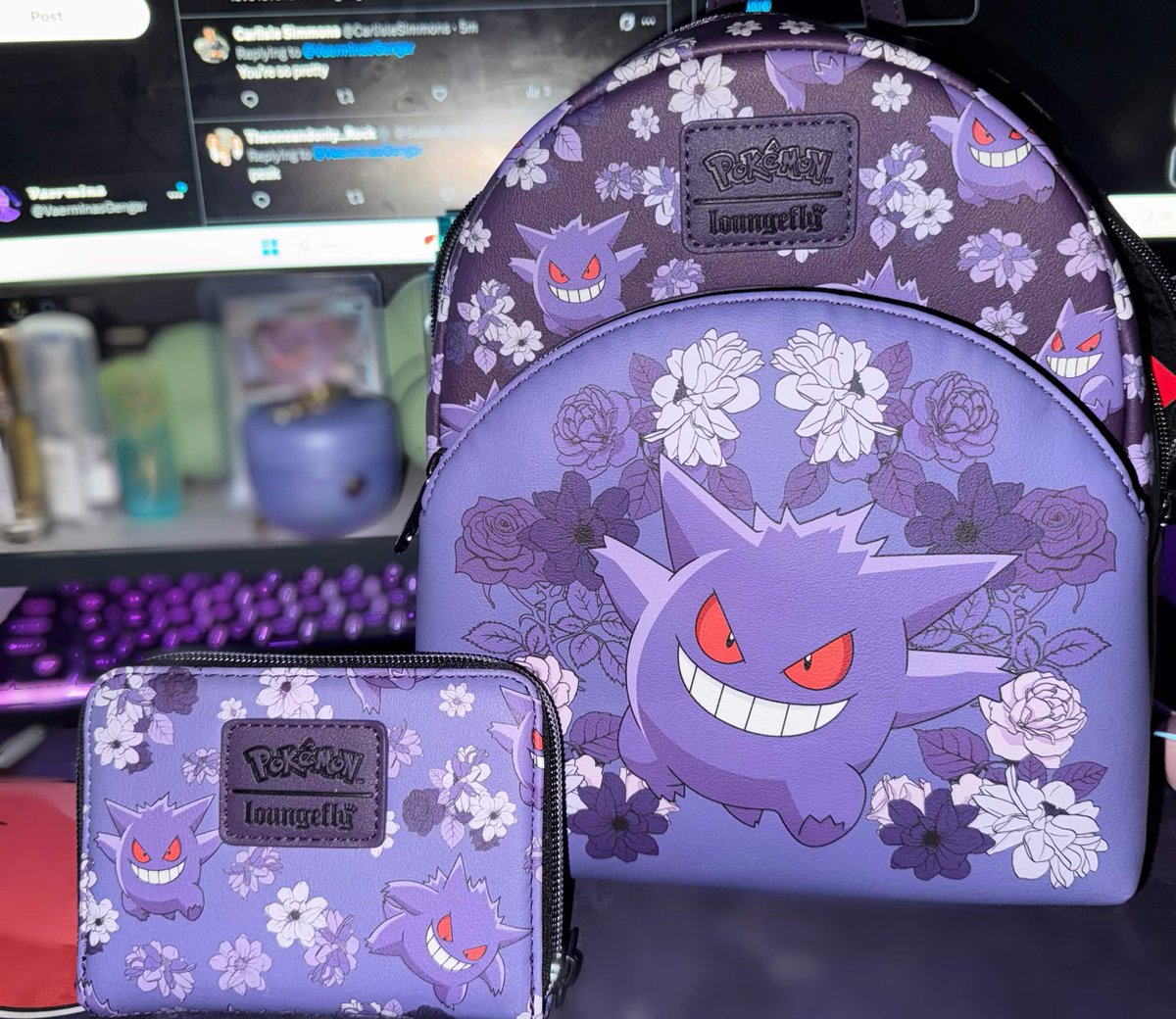 VaerminasGengar's tweet photo. i found the matching backpack omg 💜💜 https://t.co/41AzwVRWaG