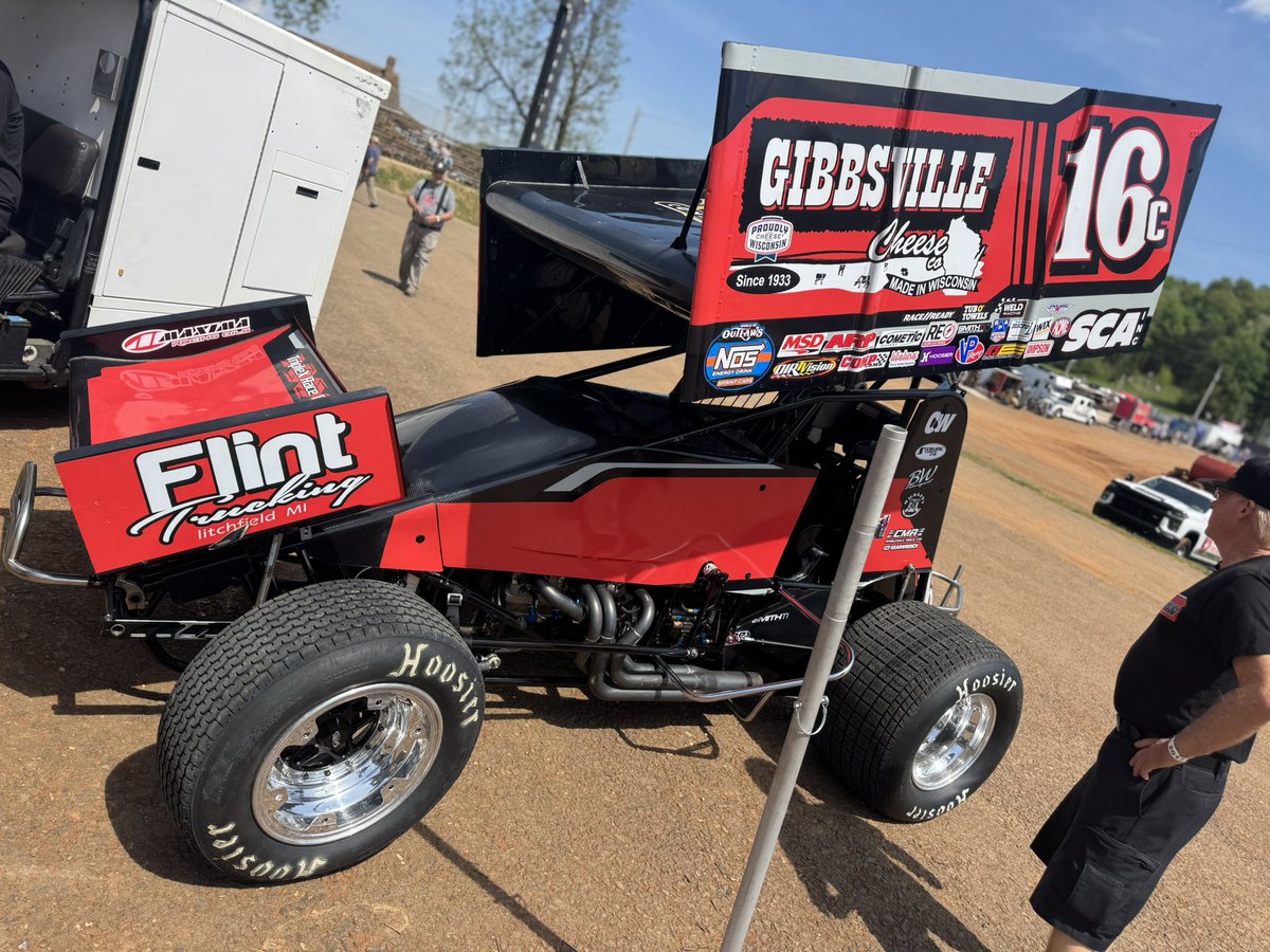 WorldofOutlaws's tweet photo. .@SkylarGee99 debuts in the Greg Wheeler Motorsports #16C tonight!
The Leduc, AB, Canada native won with @AllStarSprints at @LincolnSpeedway in 2019, and he grabbed a top-10 here in last year’s #GettysburgClash. https://t.co/BI1EBdNX3Q