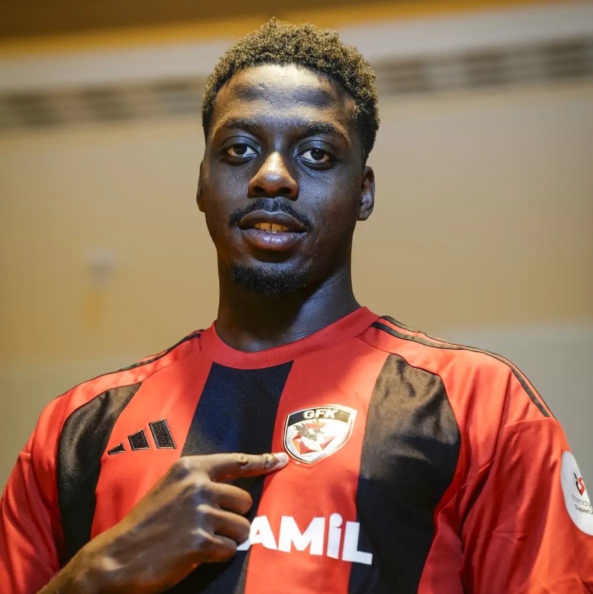 🚨 Fenerbahçe ve Beşiktaş, sezonu Gaziantep FK'da geçiren Mohamed Bayo  hakkında bilgi aldı. (Foot Mercato)