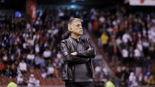 ¡NO VA MÁS! ❌

Marcelo Zuleta dejó de ser entrenador de Juan Pablo II. Según su comunicado de prensa, publicado en sus redes sociales, esta decisión se tomó por mutuo acuerdo.

➡️ El entrenador argentino solo pudo conseguir una victoria en los últimos 7 partidos en la Liga 1.