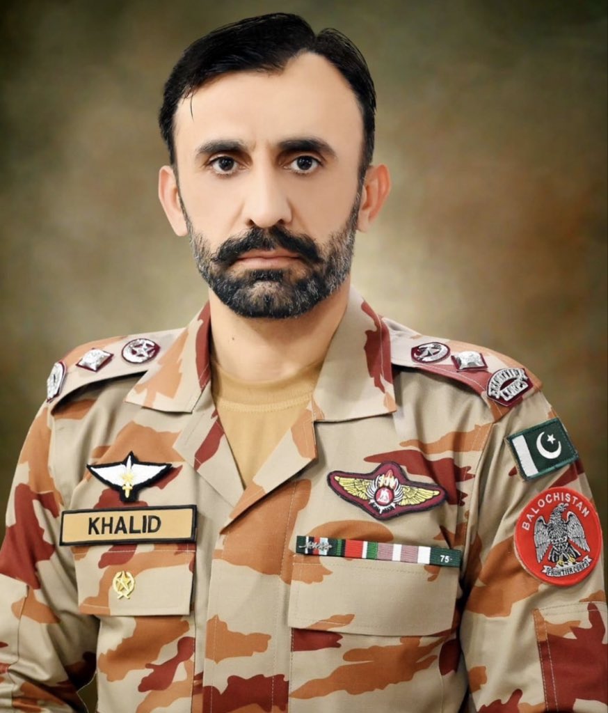 ChMSarwar's tweet photo. Lieutenant Colonel Khalid Hussain Arain was critically injured in Zhob, Balochistan, and has now returned to his maker. May Allah accept his sacrifice, elevate his ranks, and grant him the highest place in Jannat-ul-Firdous. https://t.co/V3EgZigMdY