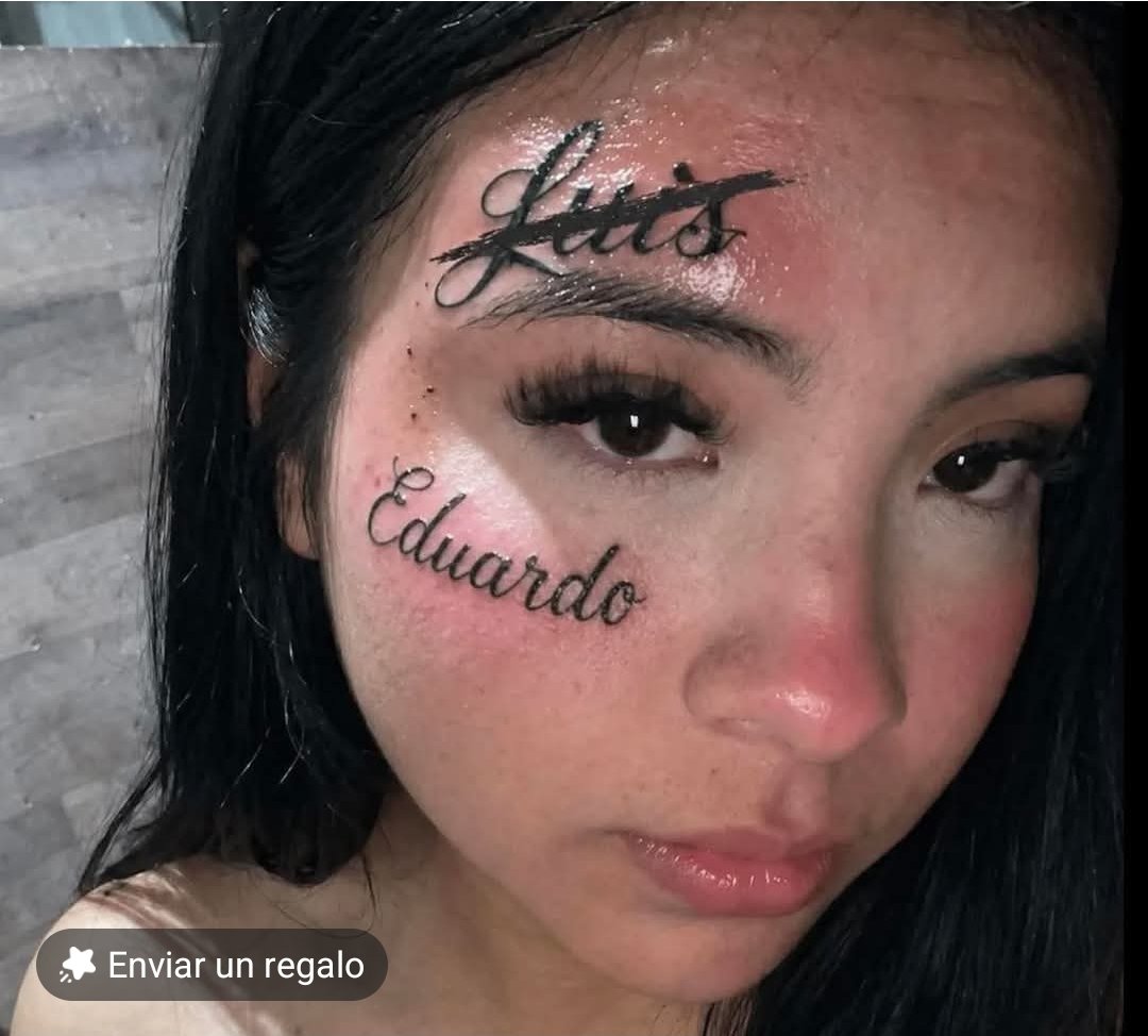 Professora Tati tweet media