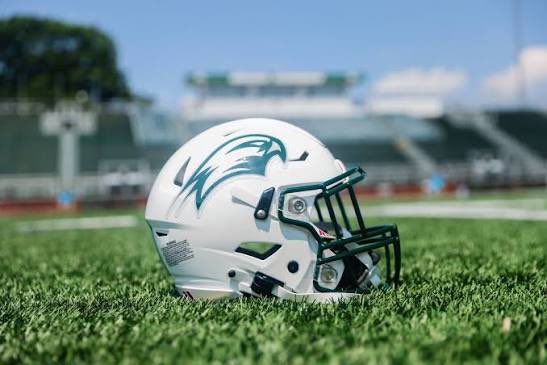 HudsonNix5's tweet photo. After a great conversation with @Coach_McClurg, I’m blessed to receive my first offer from @Wagner_Football. 

@Carrollton_High @CoachJoeyKing @CoachMasters @CarrolltonTroj1 @GradickSports @WGASportsNation @n_parrott478 @RecruitGeorgia @NwGaFootball @PrepRedzoneGA @MattDeBary @CJacksonPRZ @BVEvery @najehwilk @__AustinButler @RustyMansell_