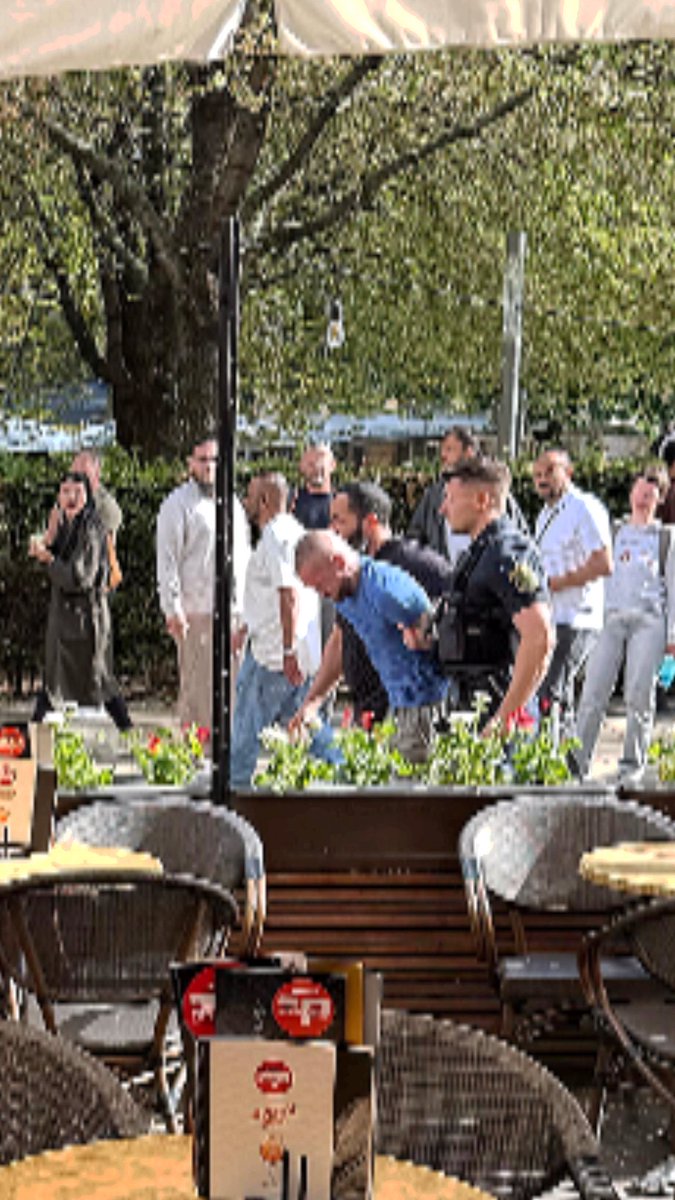 JosaMania's tweet photo. Boxtrainer, Vater, Amokfahrer: Wer ist Jeffrey K.? Heute mit @denuse @arietzschel @dreher_v für @LVZ in einem Leipziger Boxclub recherchiert, mit Ermittlern - und mit Freunden des mutmaßlichen Täters von Leipzig gesprochen. #le0405 ➡️ https://t.co/b9VDRD8Oyt (heute ohne Paywall) https://t.co/O6zf8t5hPb