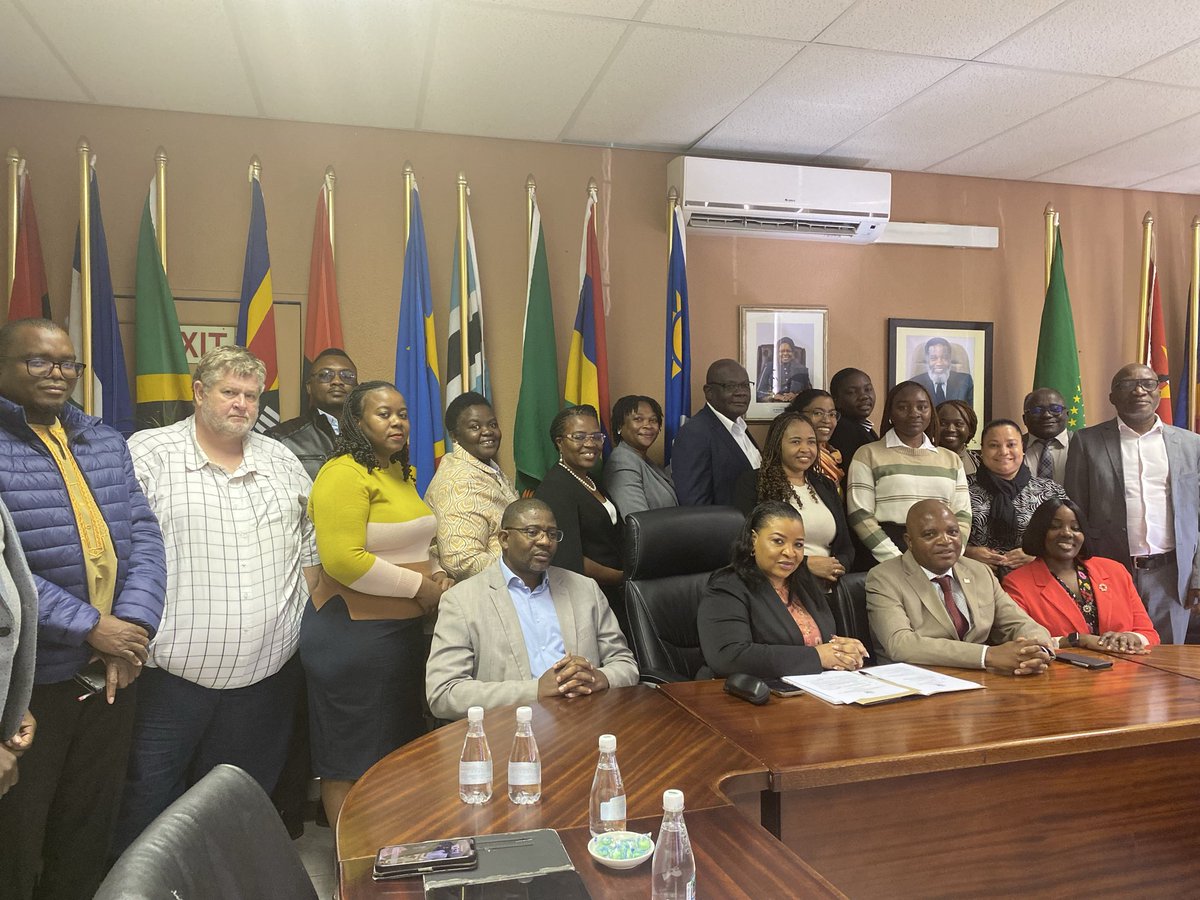 Murd_Namibia tweet media