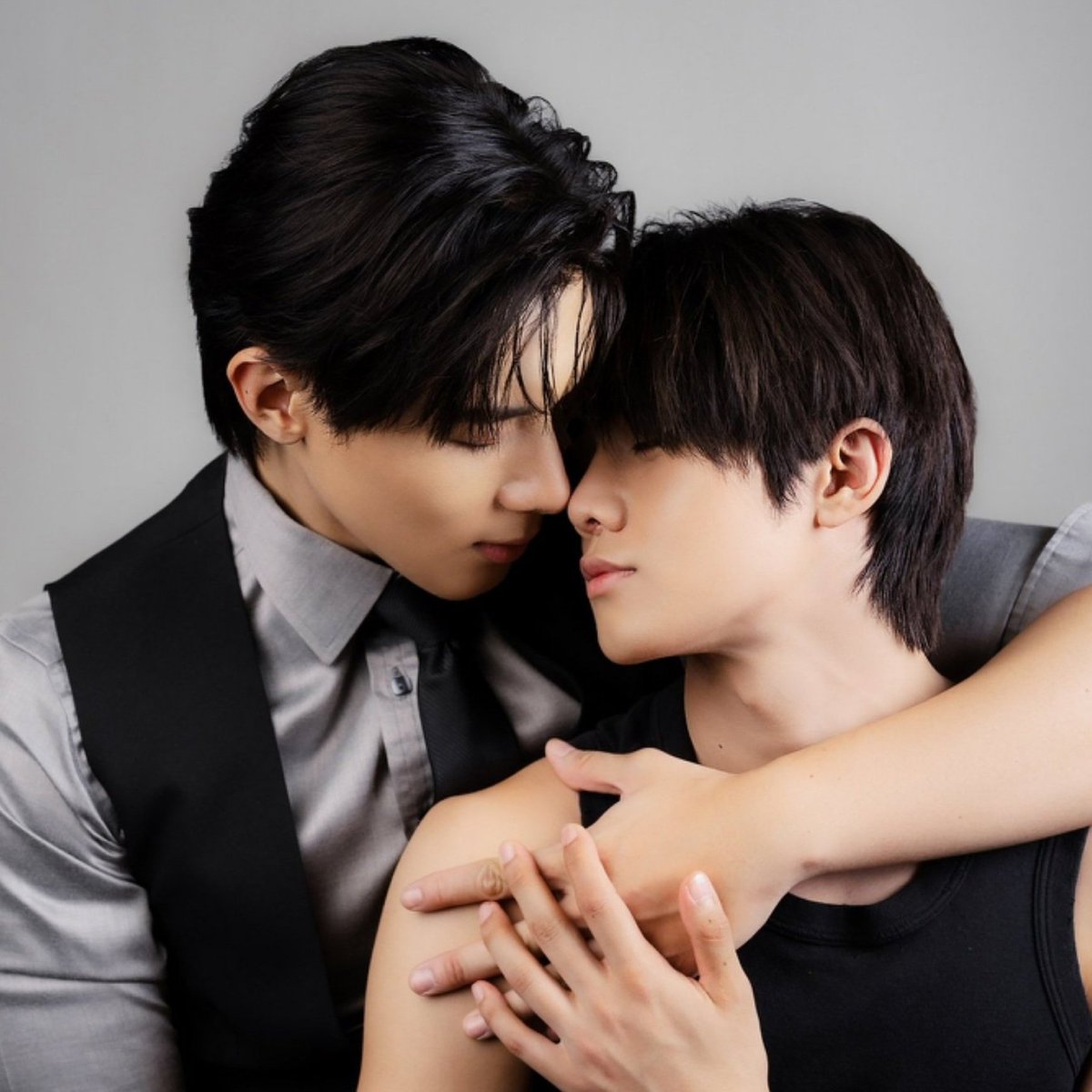 BoysLove Hub tweet media