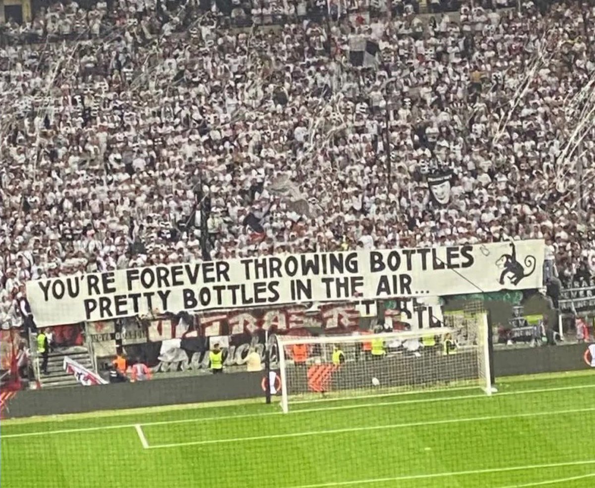 FootballAwaydays tweet media