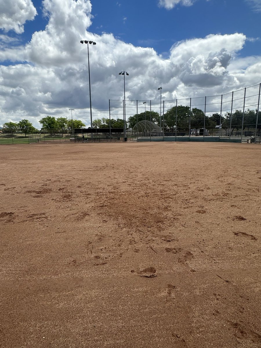 TylerKim_17's tweet photo. Morning work with @BryceKim_15 https://t.co/FiJgMNMSWw