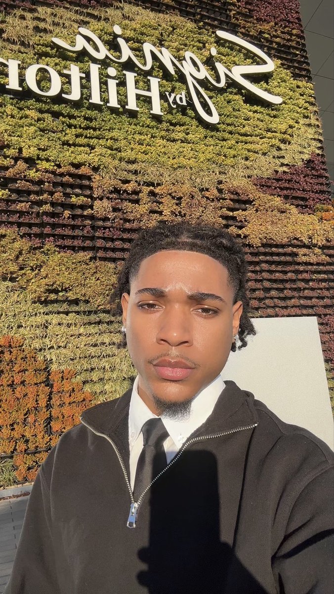 yronbay0's tweet image. Him #repost #skin #atl