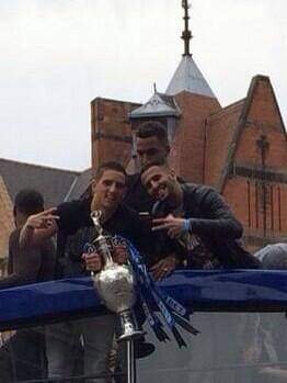 lee1978lcfc's tweet image. 12 years ago today ...
Championship parade 🏆
#lcfc #memories 💙🦊