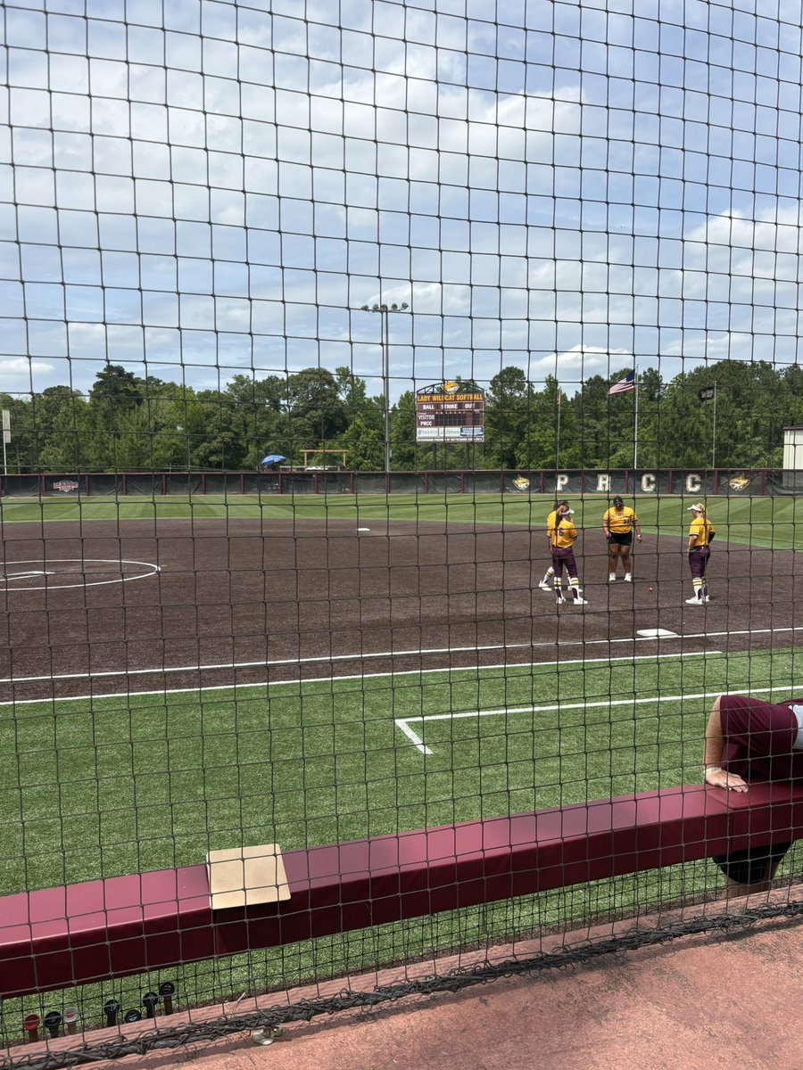 ShanaeGovan's tweet image. I’ll be running back and forth from field to field as both our @PearlRiverSB and @PRCC_Baseball teams play at 2:00 in the Region 23 Tournament 💛❤️ #NoPlaceBetter #TheRiver #TheDub