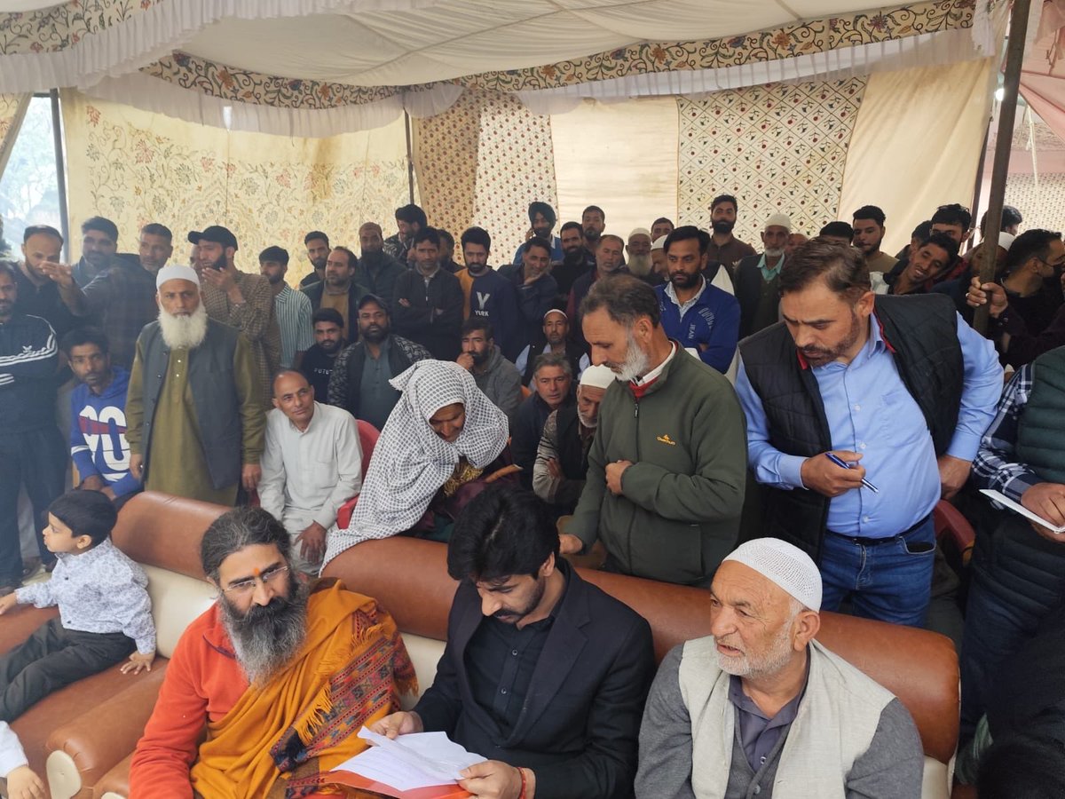 MisriAnish's tweet photo. 🙏 *Heartfelt Gratitude*🙏

We express our sincere and profound gratitude to the Worthy Deputy Commissioner, Baramulla, for the invaluable support, guidance, and cooperation extended during the Ganesh Chaturdashi Hawan held on 29th/30th April 2026 at Kachwa Muqam.

@DCBaramulla https://t.co/jPcGotPfFG