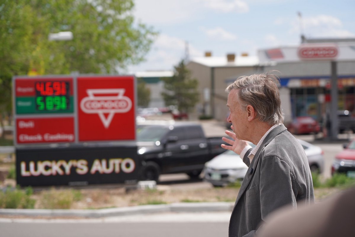 Senator John Hickenlooper tweet media