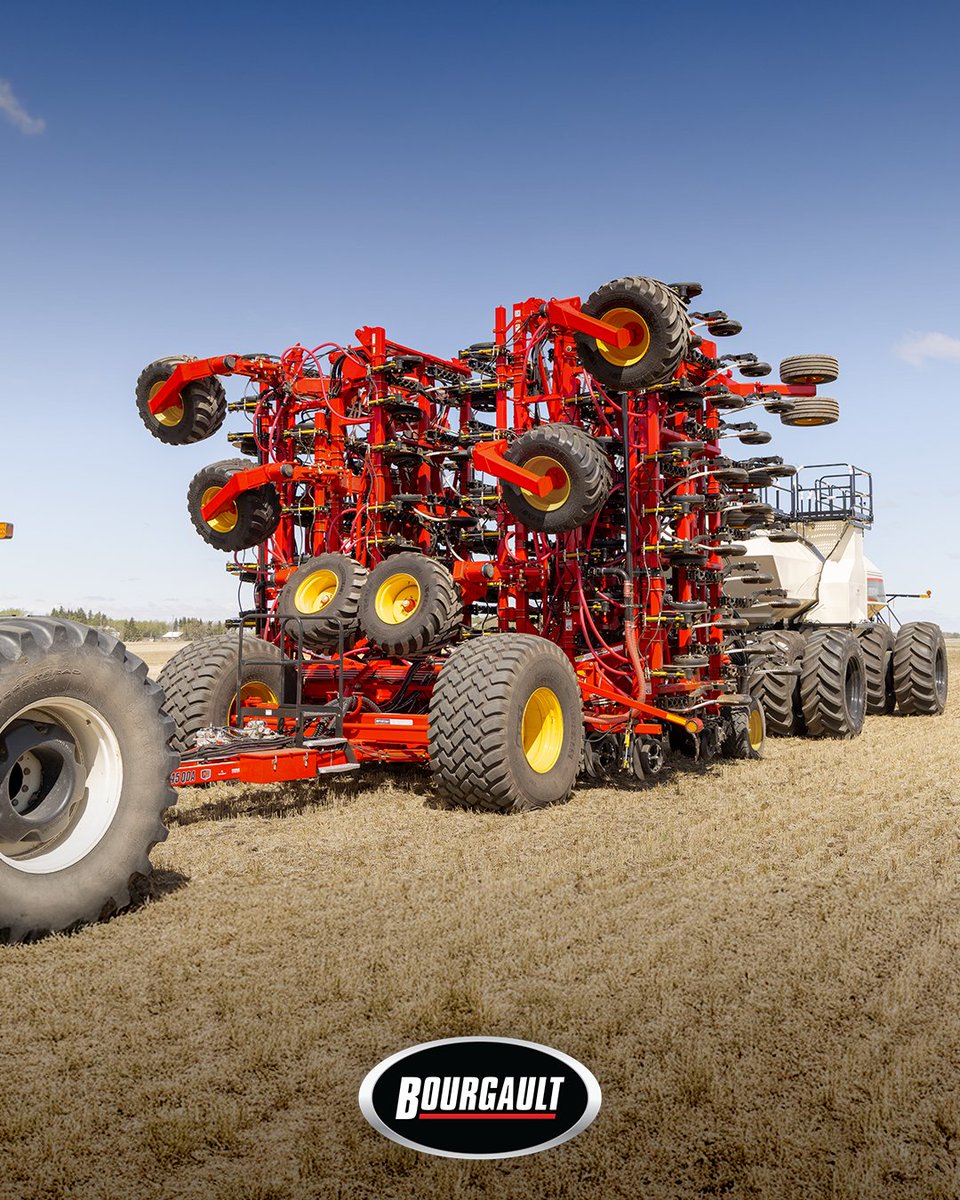BourgaultAg's tweet photo. After a long winter, the 100' 3545 ParaLink Hoe Drill is stretched out and ready for action.
#seeding2026 #farming #agriculture #bourgault #farm https://t.co/W1RQ5gbRKV