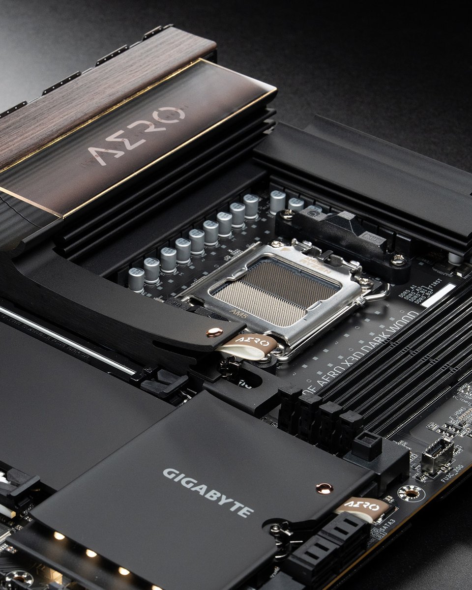 AORUS France tweet media