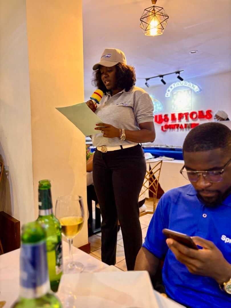 SprintPayTech's tweet photo. @SprintPayTech  a célébré la Fête du Travail à travers une cérémonie de reconnaissance et de partage avec ses collaborateurs.

Remise de trophées, échanges et moments de convivialité ont marqué cette journée. d

#FeteDuTravail #Reconnaissance #Entreprise #TeamSpirit #Cameroun https://t.co/vhGkxZZ65g