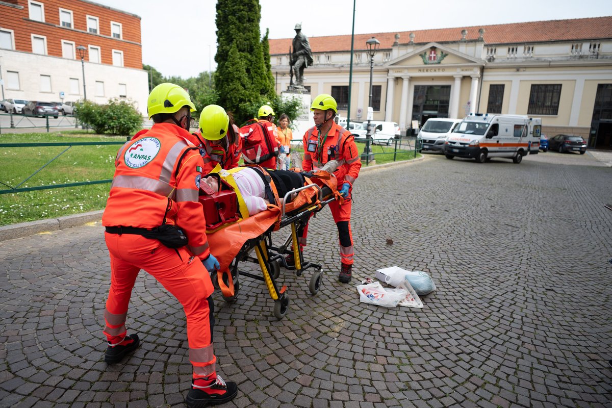 AnpasPiemonte's tweet photo. La Pubblica Assistenza #Anpas Croce Verde di #Asti organizza per il 9 maggio 2026 l’#AstiRescueGame: gara di soccorso sanitario interregionale per equipaggi di ambulanza. https://t.co/wQ0WPMNZQU https://t.co/ROJjane9rO