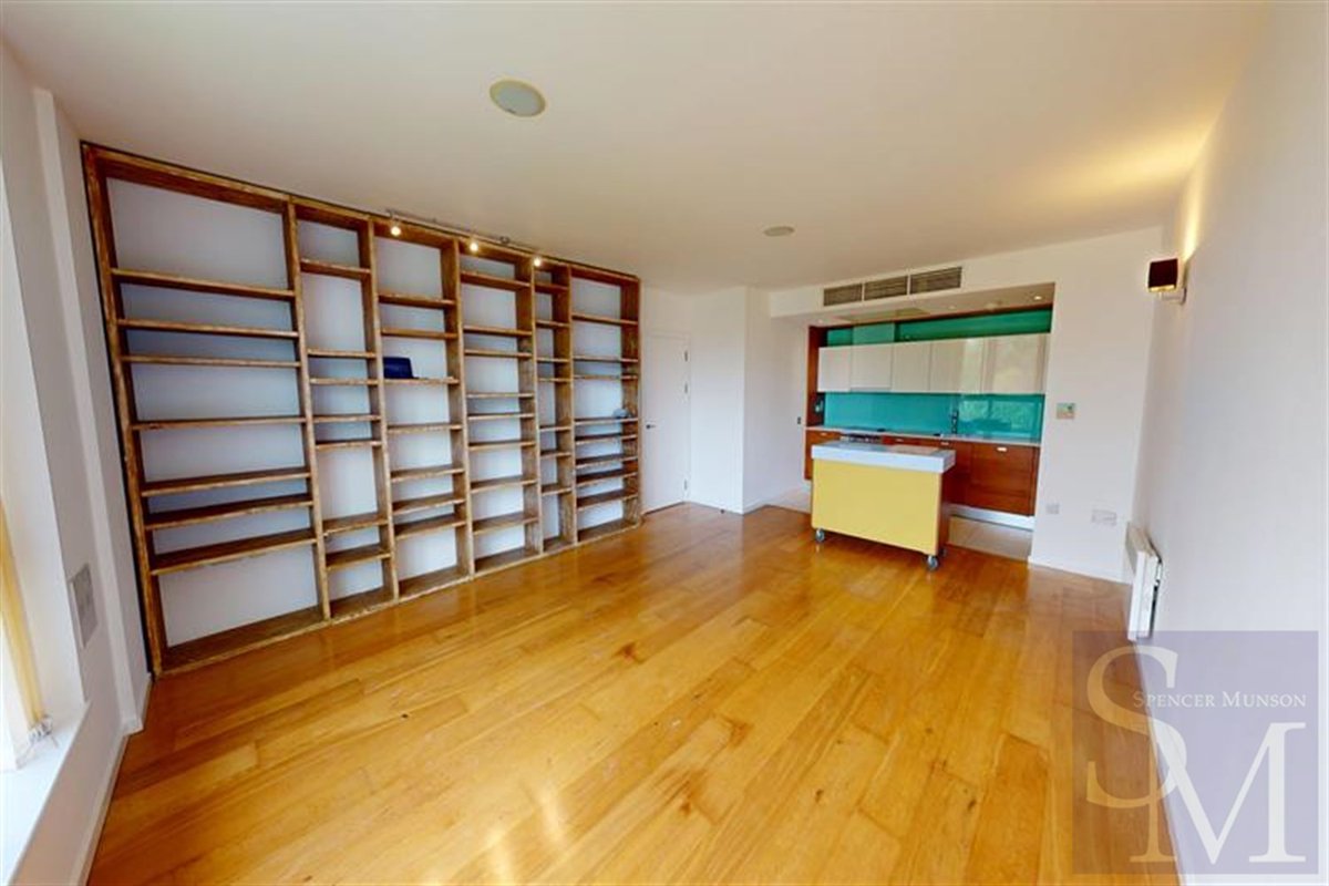munsonsr's tweet image. #property #sale #SouthWoodford  FOR SALE - Regency Court, South Woodford - £325,000 ** LARGE ONE BEDROOM FLAT ** LEASEHOLD: LEASE LENGTH: 103 YEARS (APPROX) ** SERVICE CHARGE: £3,413.86 APPROX ** GROUND RENT: £200 ** EPC RATING: C ** COUNCIL TAX BAND: C
spencermunson.co.uk/property/regen…