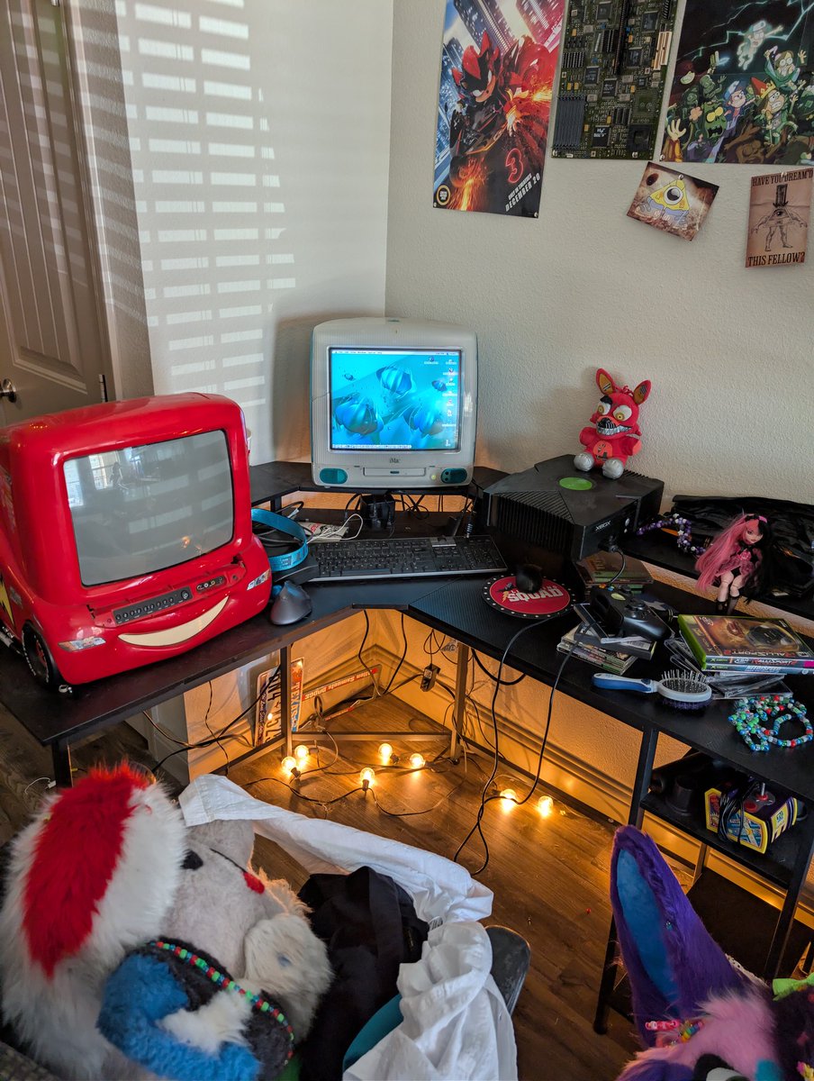 Fluffy Workstation tweet media
