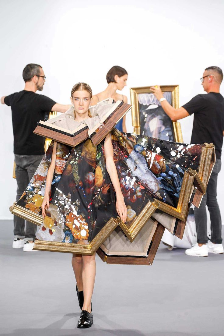 YouAreMyBezoar's tweet photo. Absolutamente devastada ante la falta de Viktor &amp; Rolf en la gala de anoche https://t.co/JaDGeDU4h5