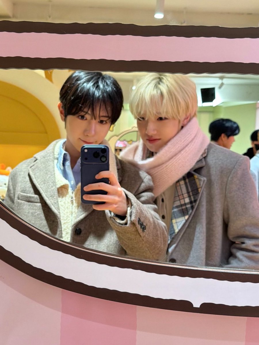 팡삭 tweet media