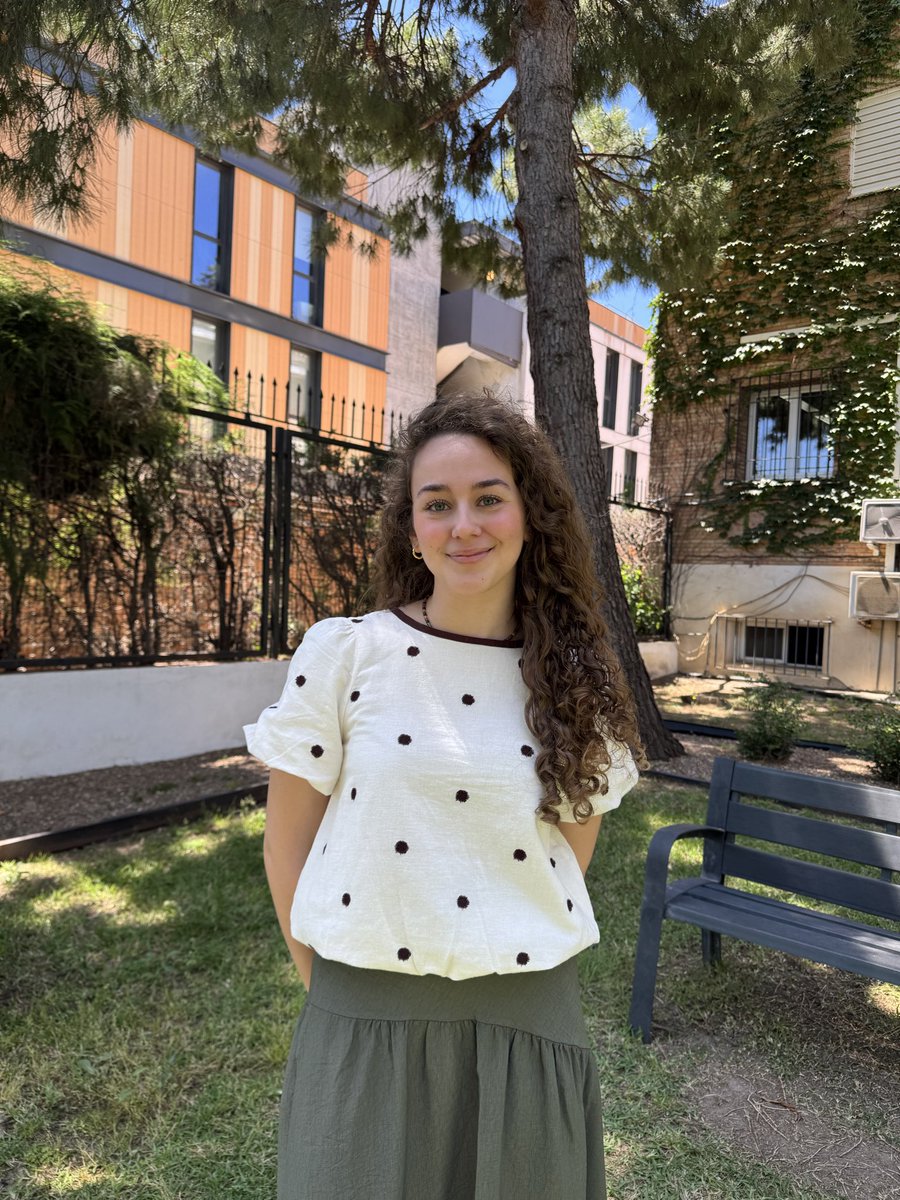 albaydar's tweet photo. Paula Duque, de 2º Bachillerato Tecnológico, entra en “Los 300” de @321_sputnik , un grupo exclusivo de jóvenes con talento y liderazgo 🚀

¡Enhorabuena!

#bachillerato #talento #yosoydealbaydar https://t.co/IpoO4KOrZq