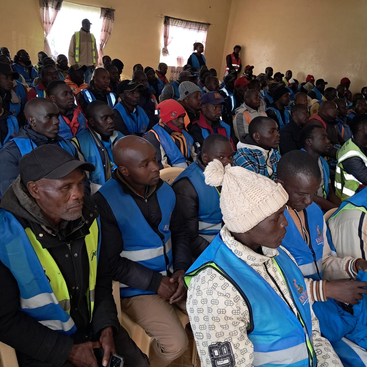 KnestPlc's tweet photo. From the streets of Bomet to the future we’re building together

Today, we connected with Bodaboda riders from Bomet, the everyday movers of our economy, sharing a simple truth: small savings today can power a more secure tomorrow.

Every trip, save a shilling .... it all adds up

Dial *254#

#FanyaHesabuZaNguvu #HiiNiYetu

@BodaAssnofKenya @MubadiKevin