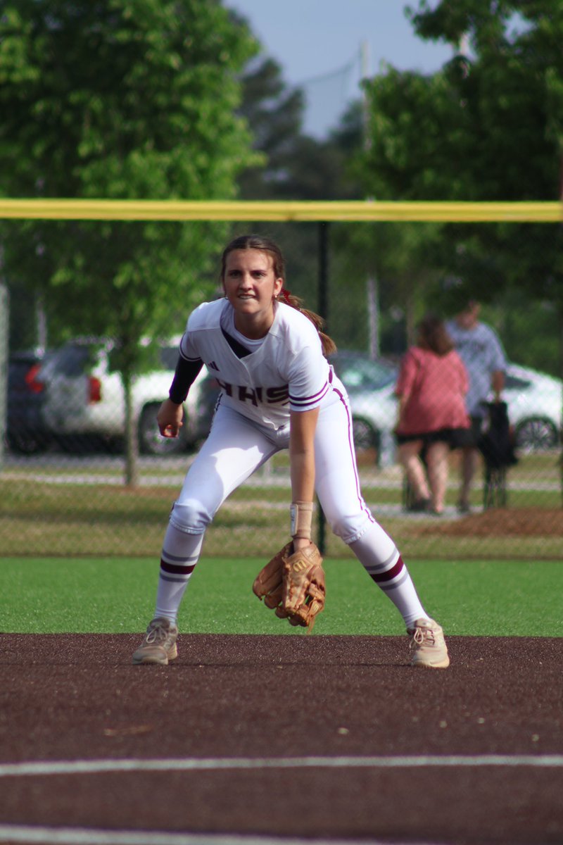 darcy_tittle's tweet photo. Post season has begun and we got a big team win against Fayette yesterday in the area tournament, 5-4 in extra innings! I had 11 put outs at SS over 2 games with a double play and a fielder’s choice to home to save a run. I also had a RBI against Fayette. Even bigger day today!💪 
And a big thank you to Briley Ballard for these photos from last weekend!♥️

@CoachHawkinsUNA @UNASoftball
@Coach_Ricketts @coachangelbrown @los_stuff
@LipscombSB
@JaxStateSB
@KyleParmley @UUAthleticsSB
@LadyAggieSB
